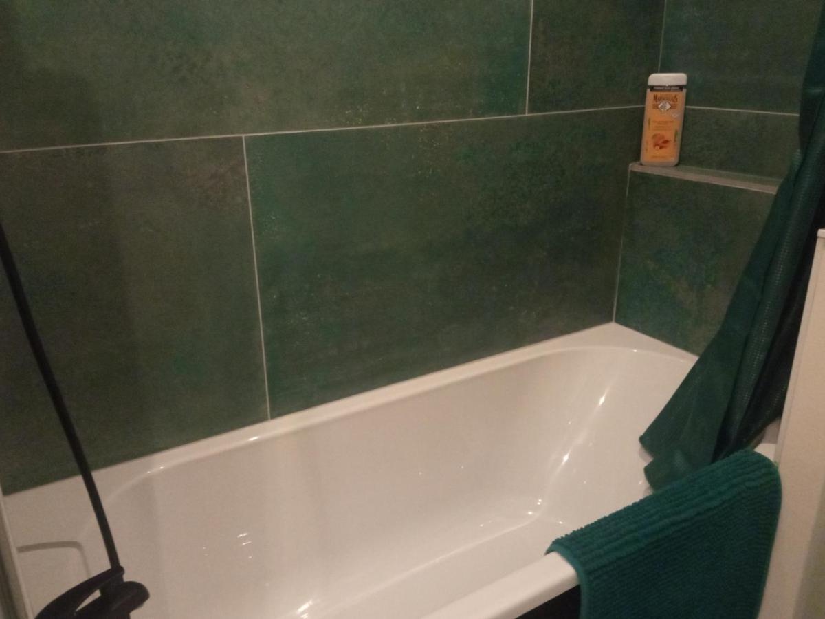 Chambre Studio Photo Chalet Sdb Partagee A Proximite Chavagne المظهر الخارجي الصورة